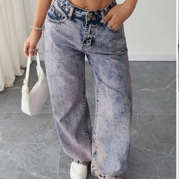 NWT ZRP Mineral Wash Flare Leg Jeans - Picture 2 of 5